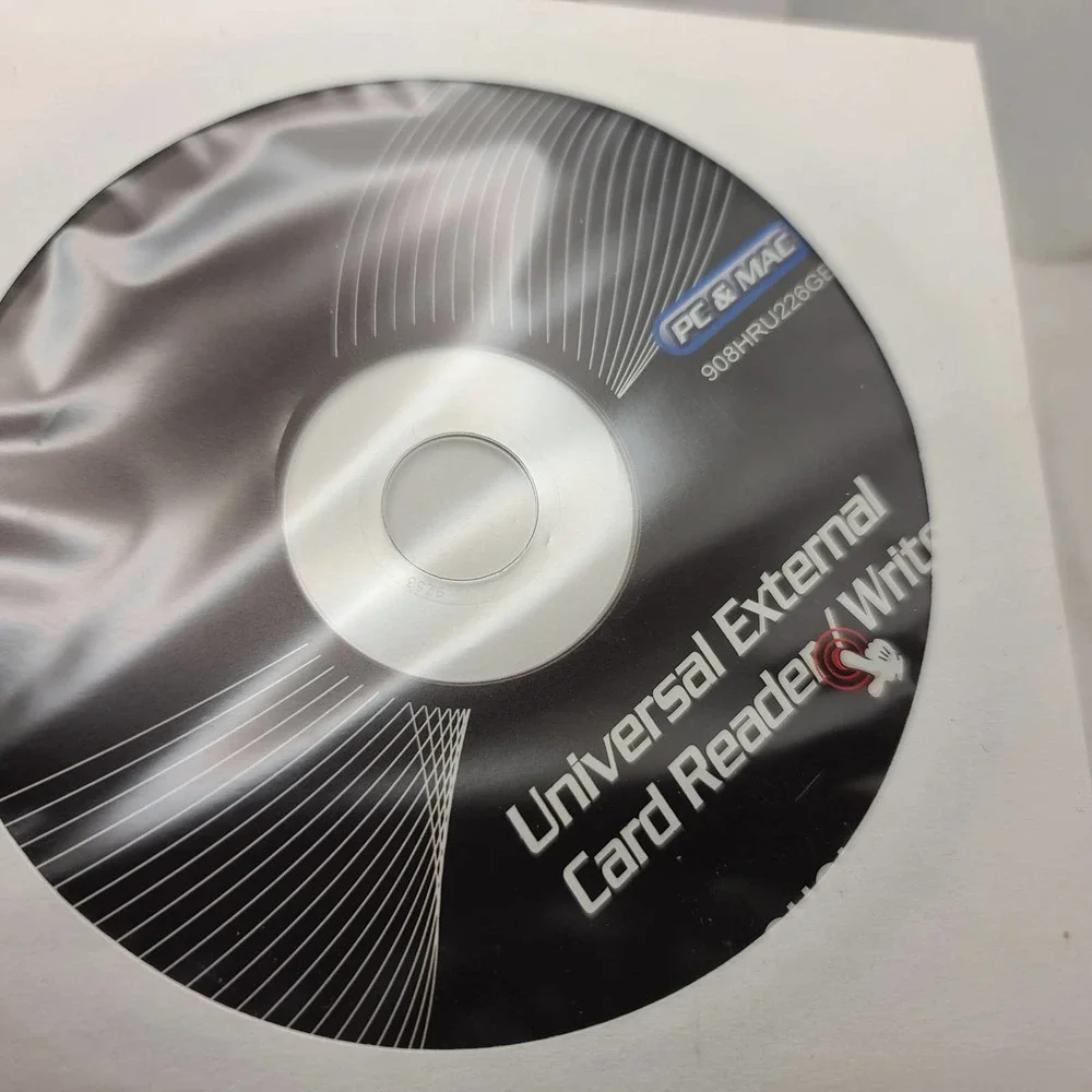 Universal external card reader/writer PC & MAC